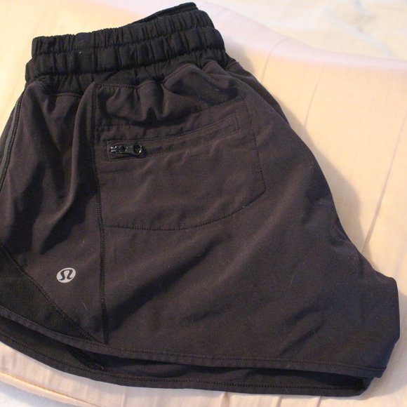 LULULEMON Hottie Hot Shorts - Picture 2 of 2
